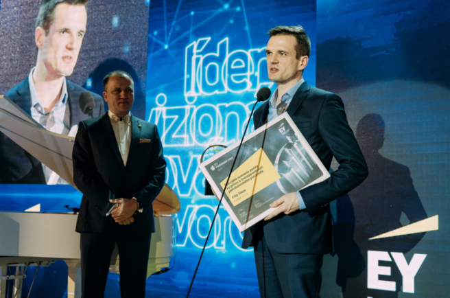 Filip Glasa získal špeciálnu cenu poroty za Transparentnosť v podnikaní v súťaži Podnikateľ roka EY 2018. Zdroj: Archív firmy FinStat