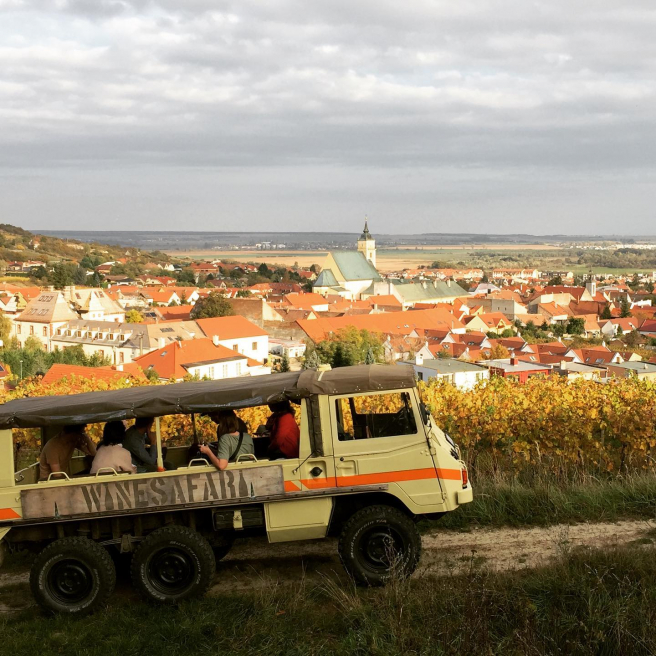 Víno, výhľad a safari jazda. Zdroj: Facebook WineSafari