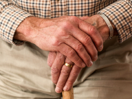 Zvýšenie dôchodkov od 1. 1. 2024: o koľko si penzisti prilepšia?