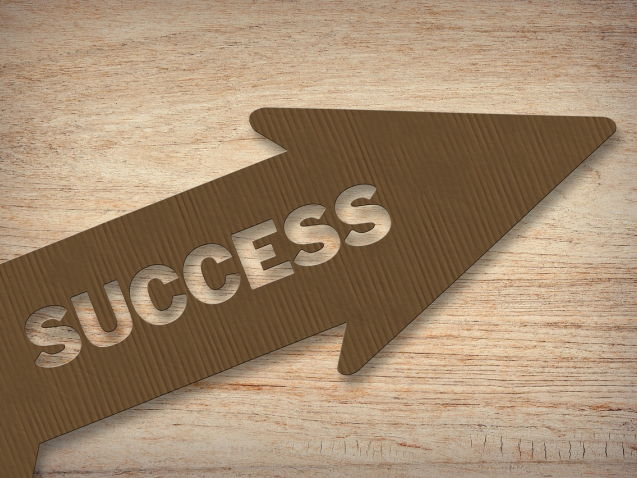 Budovanie značky v tabu odvetví: keď spojenie dizajnu, kvality a distribúcie vyústi do globálneho biznisu